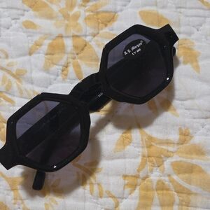 A.J. Morgan Black Sunglasses NWOT